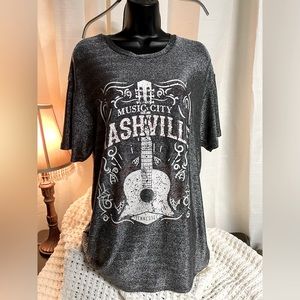 Womens metallic silver long graphic top with short sleeves